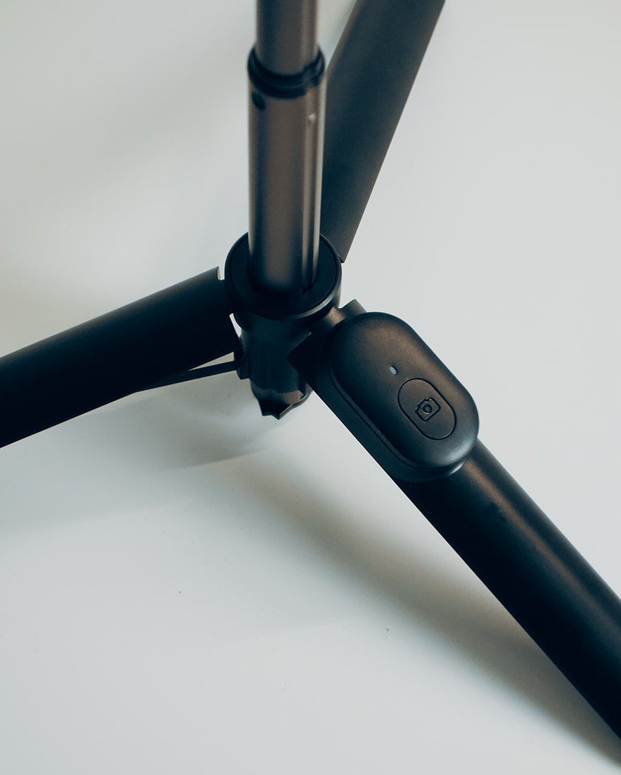 Selfie Stick with Wireless Remote. Magnetic Phone Tripod Stand for Livestreming. Video Recording - Image 7